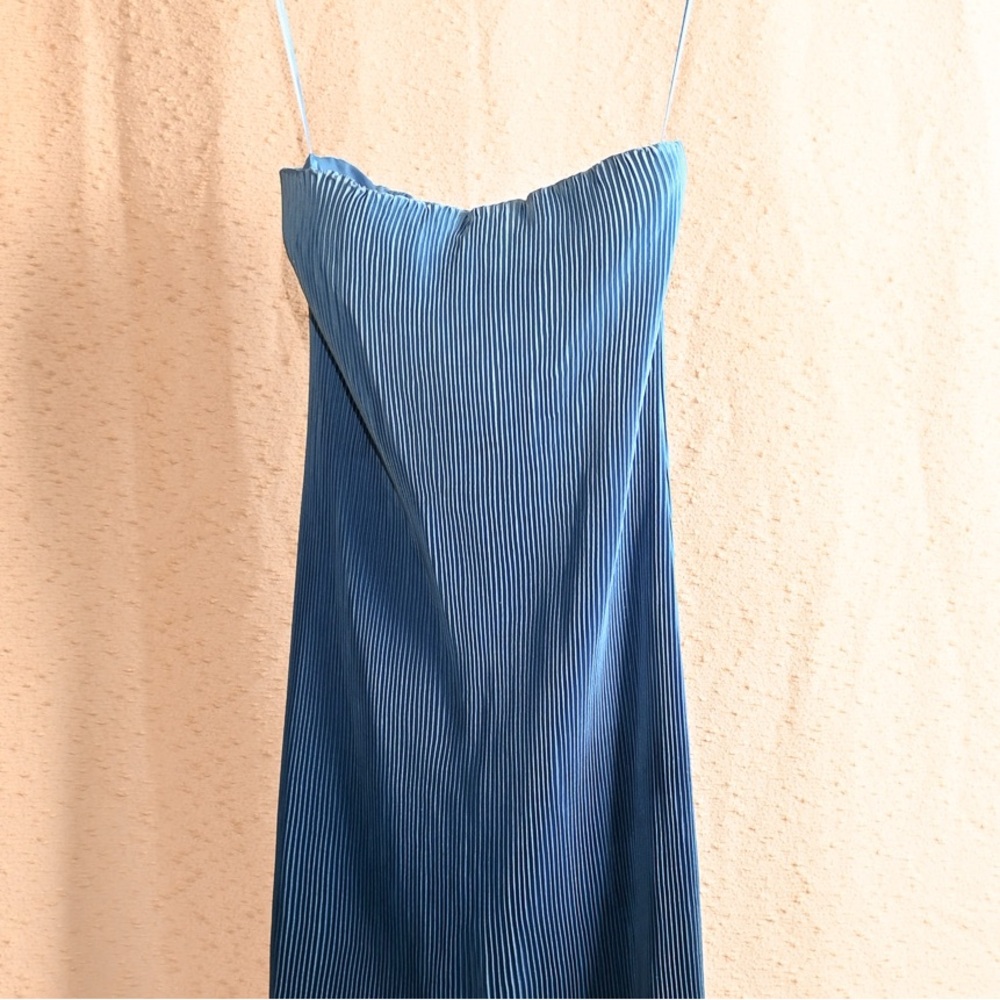 Abercrombie & Fitch Blue Strapless Dress - Picture 2 of 3